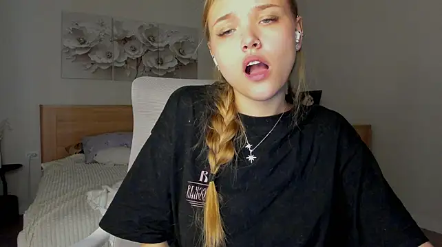 flooora_0 webcam
