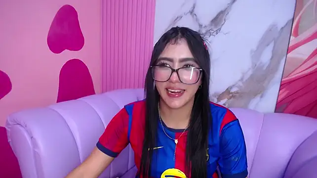 Holly_Watson_ webcam