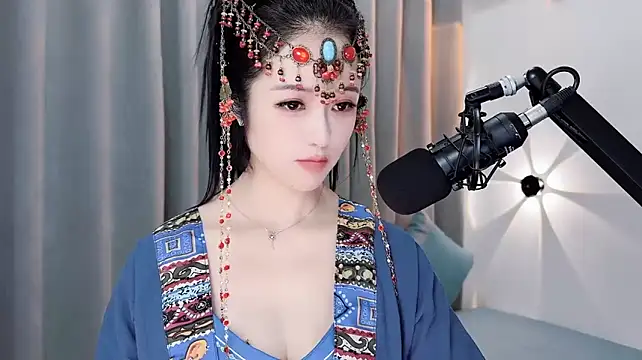 Momo-Wow webcam