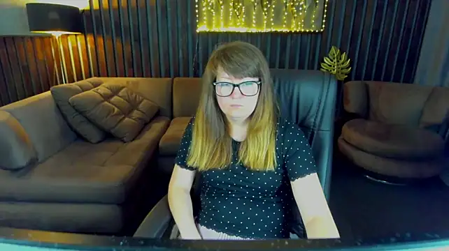 AlexaAmour webcam