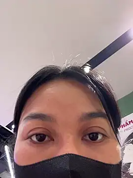 HoneyNana2000 webcam