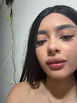 Kitty_Bliss webcam
