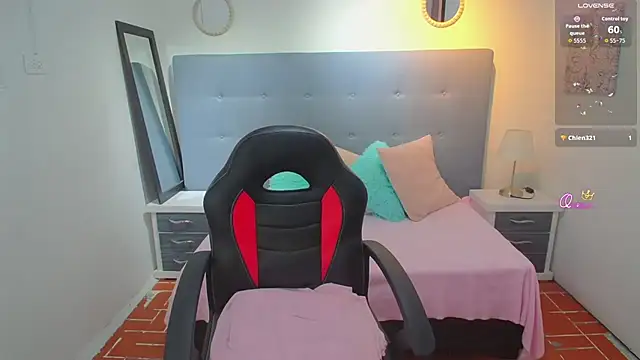 Mitsuri_Smith