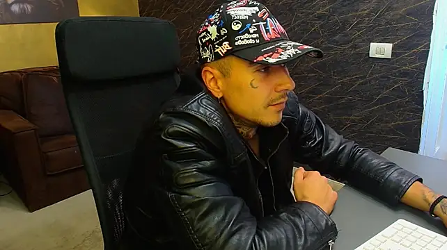 RomeoBodhi webcam