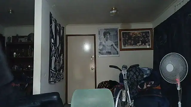 KINKYBLUEYES69