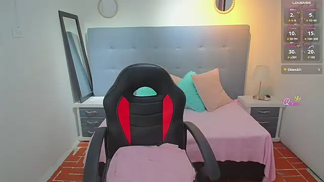Mitsuri_Smith webcam