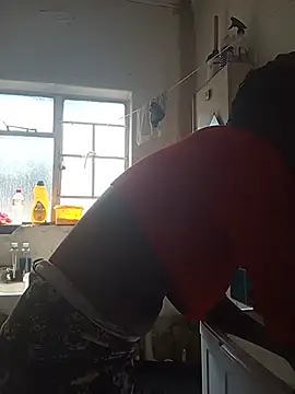 sluttylaura21 webcam