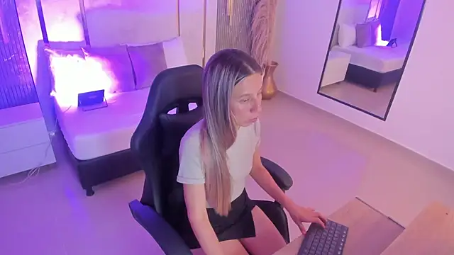 ania_rummage webcam