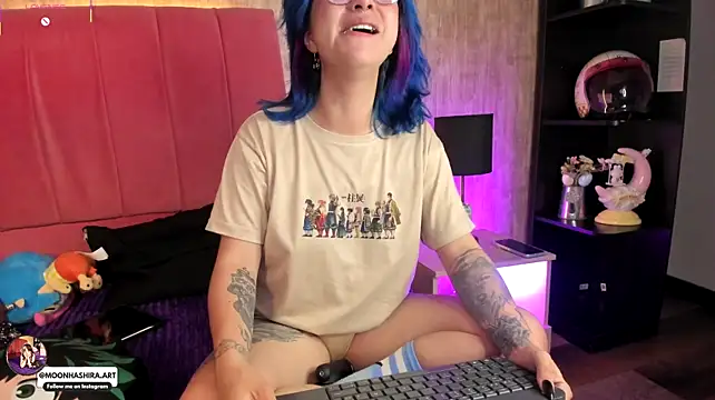 lilith_rr (F young) - CONTROL TOYS + RUB MY PUSSY