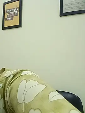 sexybhumii (F young) - pussy show