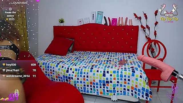 thalia_mills19