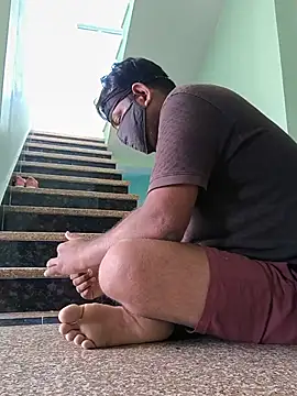 Wildbcouple-8080 live cam preview