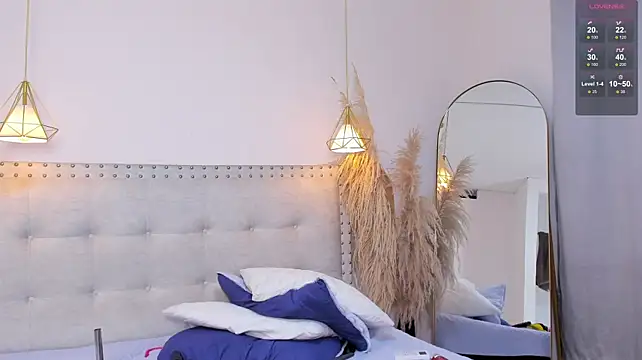Mia_dolls18