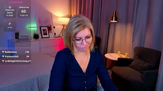 Annie_Light webcam
