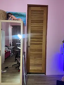 mommyselenafit_ webcam
