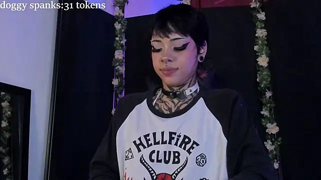 miss_tomie live cam on StripChat
