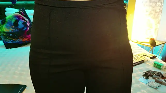 ElyaQuinn webcam