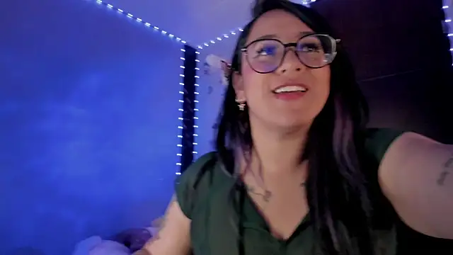 julibella_sweet webcam
