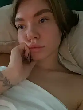 Lisaaa_Alisa webcam