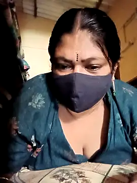 Tamil_Kanmani_ webcam