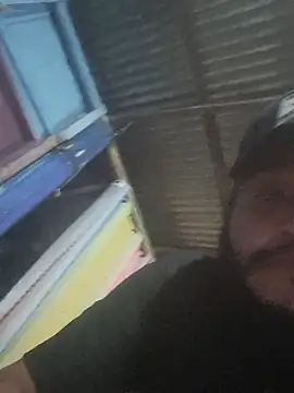 Hotboy26195 webcam