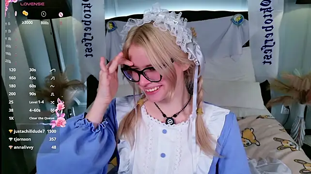 ChloeWells webcam