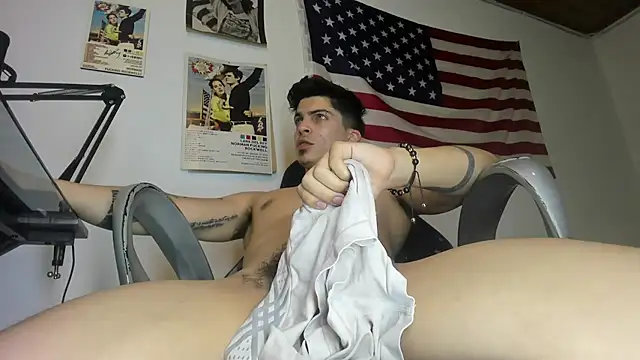 charlie_hotxxx webcam