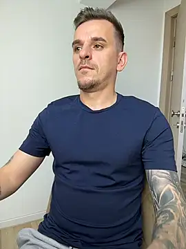 Huge_cock22cm