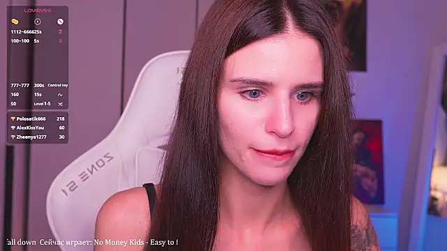 EmiMoon_
