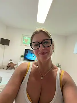 Baiba_Orgasm webcam