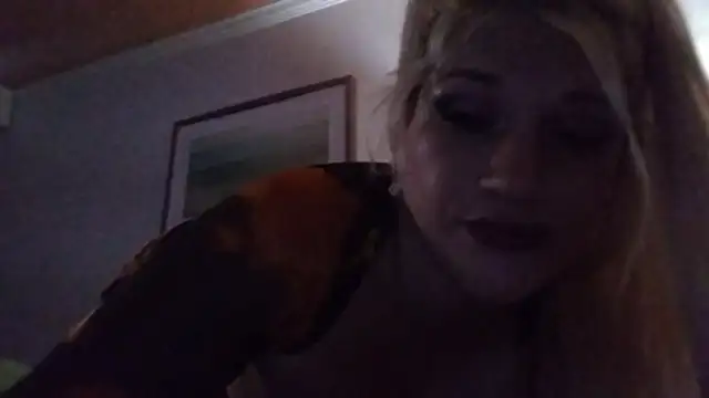 UrFavToJerkTo webcam