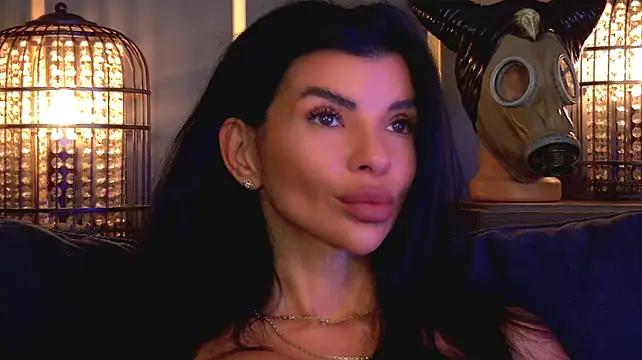 EleniaDevons webcam
