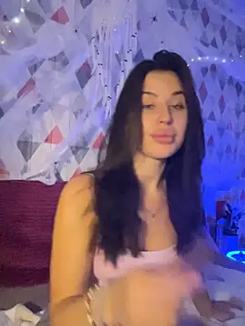 Lira_Fayeee webcam