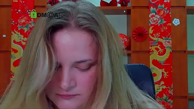emma_dance1 webcam