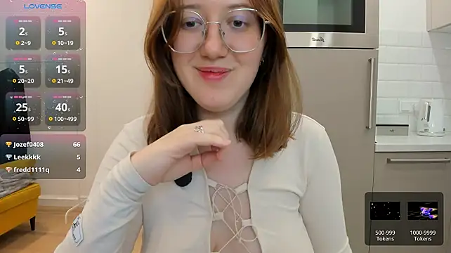 Charmy_Gracy webcam
