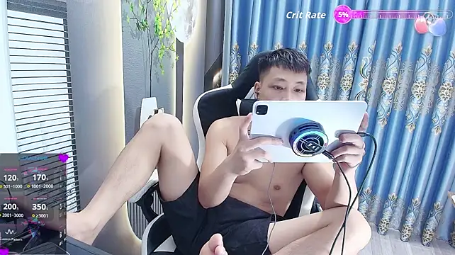 Naughty___asian webcam