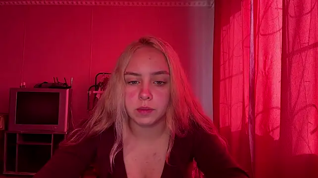 Flaffy_Bombyy live cam on StripChat