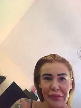 blowy-chloe webcam