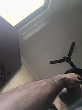 hrdgjhfcvggggdssttfvcsshk webcam