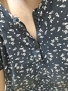 Tamil-ranjitha07 live cam on StripChat