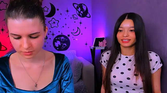 bella_dorn live cam on StripChat