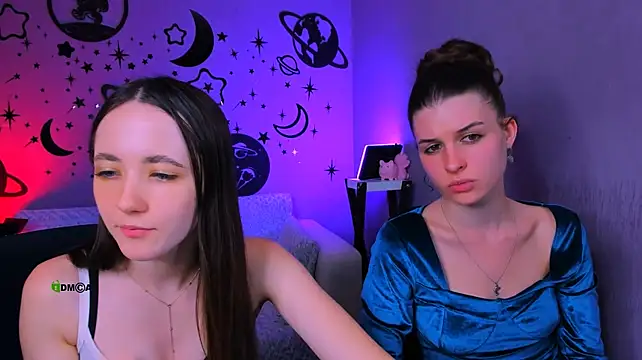 bella_dorn live cam on StripChat