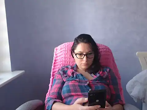 LuckyLisa23 webcam