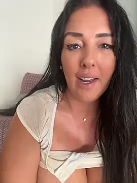 TiffanyRoxx webcam
