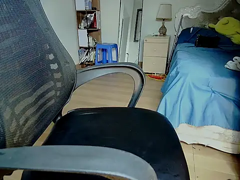 Makemypussysquirt-tsunami webcam