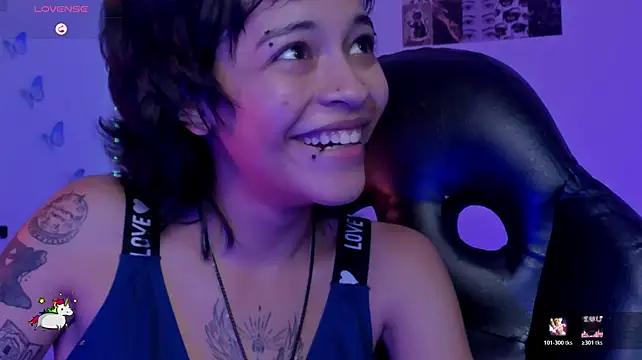 Anny_Kiitty webcam