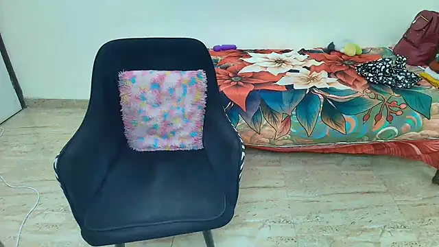 medowrainn webcam
