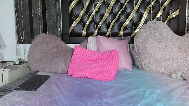 alexa_collins_ webcam