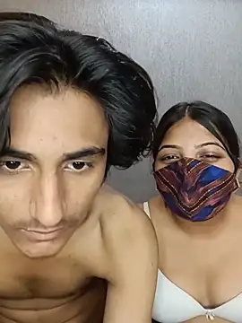 BRAND-Couple-07 webcam