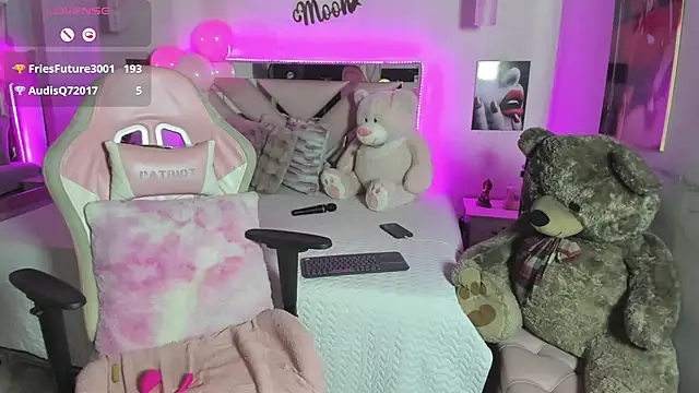 Karly_moon webcam